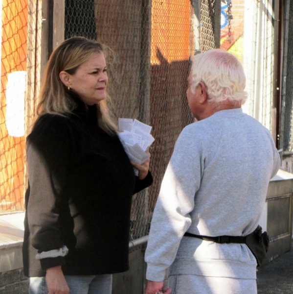 MARY LOPEZ WITNESSES TO MAN IN BERKELEY